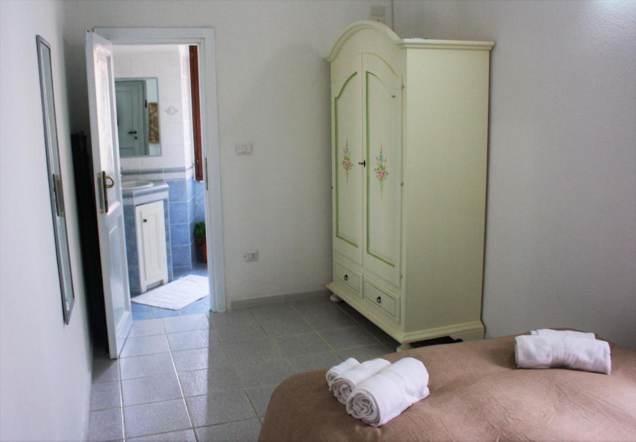 Casa Gandamar B&B Santa Teresa Gallura Habitación foto